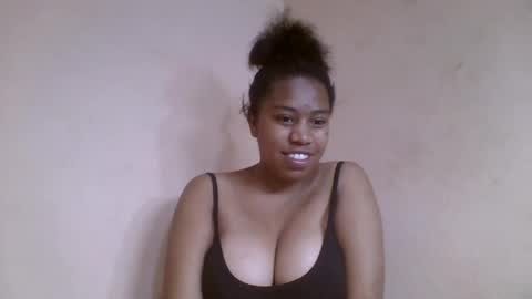 Snapshot of nicelly01 chatting on June 20, 8:55 pm nicelly01 online show from June 20, 8:55 pm