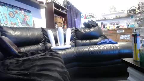 niceonebrov online show from March 3, 6:19 am