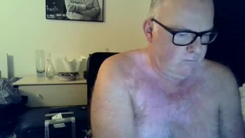 Snapshot of nicexxdane chatting on December 27, 6:24 am nicexxdane online show from December 27, 6:24 am