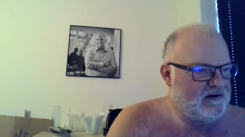 nicexxdane online show from April 11, 7:02 am