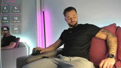 Snapshot of nicholassx chatting on March 15, 5:30 pm Nicholassx online show from March 15, 5:30 pm