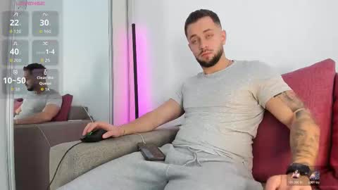 Snapshot of nicholassx chatting on March 17, 8:39 am Nicholassx online show from March 17, 8:39 am