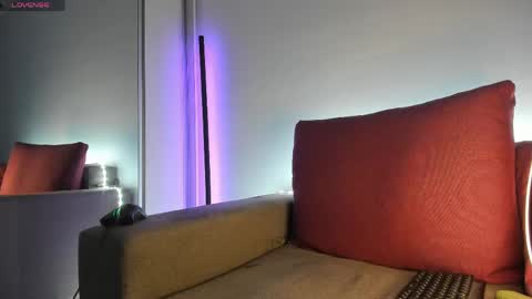 Snapshot of nicholassx chatting on April 15, 5:31 pm Nicholassx online show from April 15, 5:31 pm