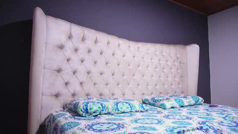 Nichole online show from November 1, 11:01 am