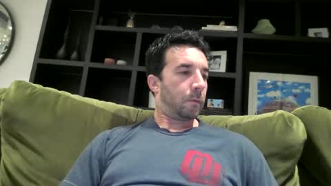 Snapshot of niciboi chatting on July 5, 11:34 pm James online show from July 5, 11:34 pm