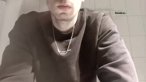 nick194207 online show from April 15, 8:31 pm