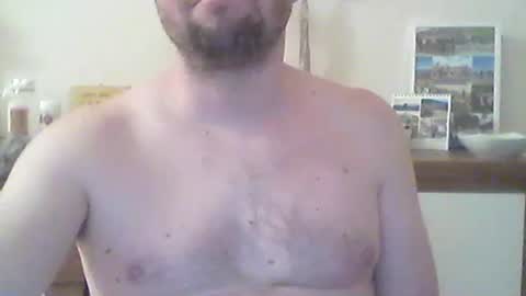 nick1990b online show from February 4, 7:09 pm