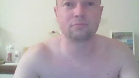 Snapshot of nick1990b chatting on March 17, 6:11 pm nick1990b online show from March 17, 6:11 pm