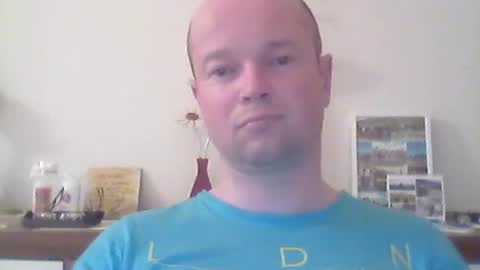 Snapshot of nick1990b chatting on May 11, 6:05 pm nick1990b online show from May 11, 6:05 pm