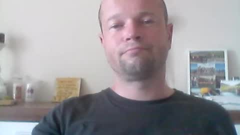 Snapshot of nick1990b chatting on June 13, 11:52 am nick1990b online show from June 13, 11:52 am