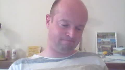 Snapshot of nick1990b chatting on June 15, 5:15 pm nick1990b online show from June 15, 5:15 pm