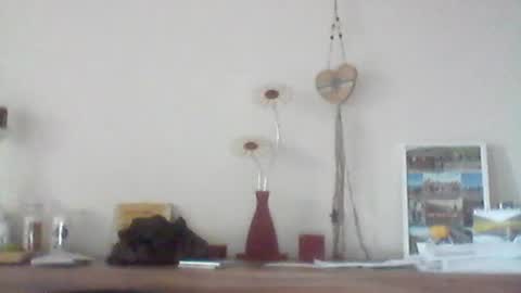 Snapshot of nick1990b chatting on June 23, 6:28 pm nick1990b online show from June 23, 6:28 pm