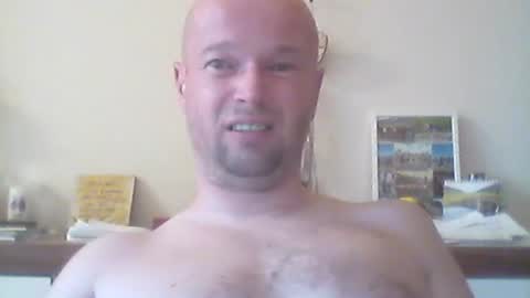 Snapshot of nick1990b chatting on August 2, 5:22 pm nick1990b online show from August 2, 5:22 pm