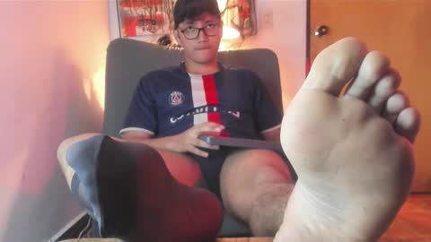 Snapshot of nick_1606 chatting on October 16, 1:17 am nick online show from October 16, 1:17 am