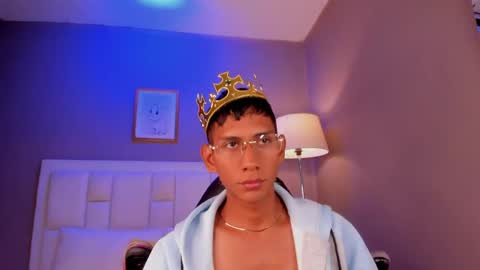 Nick online show from April 22, 10:33 pm