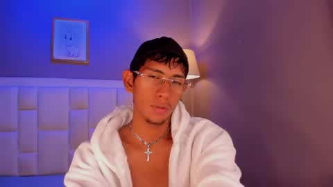 Snapshot of nick_collins20 chatting on June 18, 3:51 am Nick online show from June 18, 3:51 am