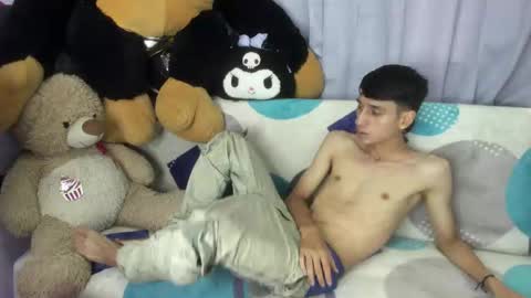 Nick online show from February 17, 4:46 pm