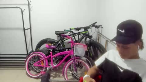 nick_master2 online show from May 10, 5:01 am