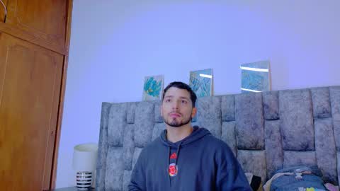 nick_moss_ online show from February 27, 11:10 am