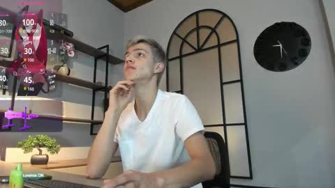 Nick  online show from October 22, 12:05 pm