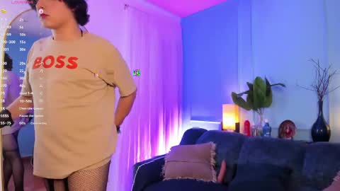 nicki_ripperton online show from April 26, 4:43 am