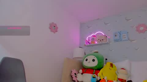 Nicolas online show from January 31, 4:59 pm