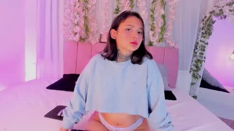 nicky_bonny18 online show from January 14, 12:33 pm