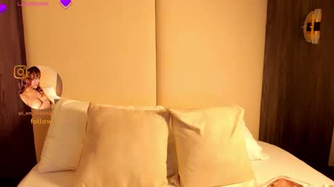 Snapshot of nicky_peyton chatting on March 4, 2:28 am Nicky online show from March 4, 2:28 am