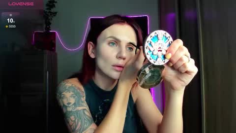 Nicky Weekends online show from September 16, 2:12 am