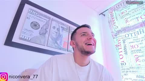 Nicolas online show from November 21, 2:27 pm