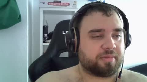Snapshot of nico_theplayer chatting on October 1, 3:40 pm Nico Fastest Rapper on chaturbate online show from October 1, 3:40 pm