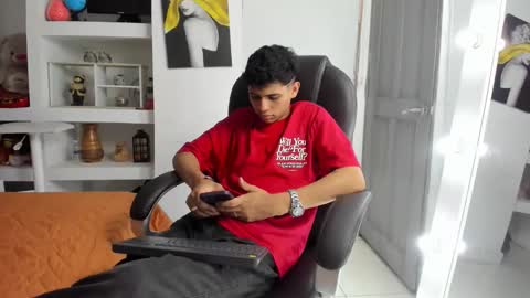 NICO online show from March 27, 7:35 pm