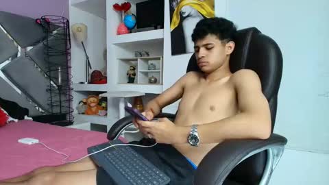 NICO online show from April 3, 8:07 pm