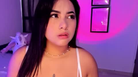 nicol online show from November 2, 10:34 pm