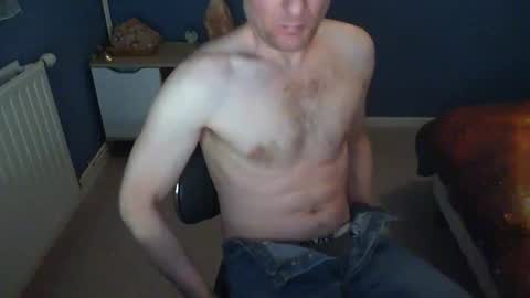 Snapshot of nicodu73 chatting on February 9, 7:52 pm nicodu73 online show from February 9, 7:52 pm