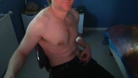 Snapshot of nicodu73 chatting on October 4, 11:52 am nicodu73 online show from October 4, 11:52 am