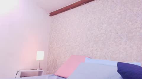 Nicol online show from September 29, 7:19 pm