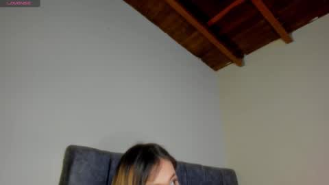 Snapshot of nicol_gw2025 chatting on February 19, 12:25 am Nicol Gw online show from February 19, 12:25 am