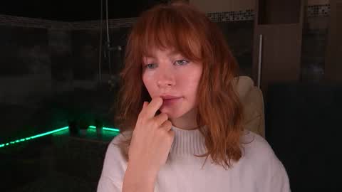 Nicol Moonn online show from November 17, 6:41 am