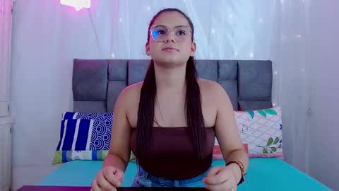 nicol online show from September 29, 7:30 pm