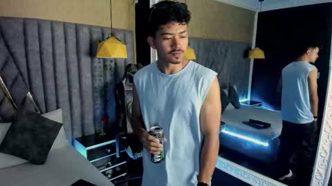 Snapshot of nicolaikarav chatting on March 1, 12:51 pm Nicolai online show from March 1, 12:51 pm