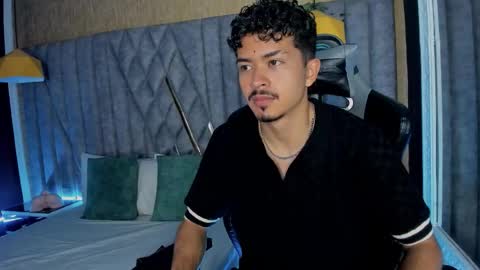 Snapshot of nicolaikarav chatting on March 6, 11:39 am Nicolai online show from March 6, 11:39 am