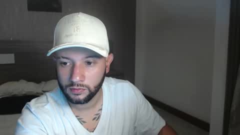 nicolas_ferrer25 online show from September 17, 4:03 am