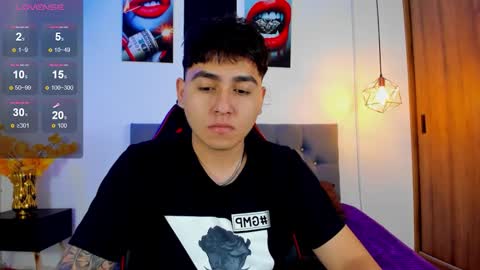 Snapshot of nicolas_james_sc chatting on October 21, 1:34 pm nicolas_james_sc online show from October 21, 1:34 pm