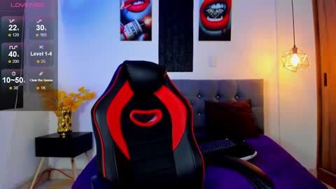 Snapshot of nicolas_james_sc chatting on October 22, 2:06 pm nicolas_james_sc online show from October 22, 2:06 pm