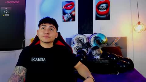 Snapshot of nicolas_james_sc chatting on October 24, 3:08 pm nicolas_james_sc online show from October 24, 3:08 pm