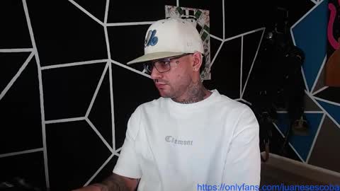 nicolas online show from October 19, 12:44 am