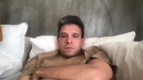 nicolaspercha online show from May 4, 3:41 pm