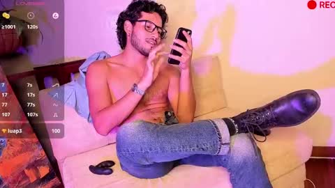 Snapshot of nicolasrodrii chatting on December 21, 4:30 am nicolasrodrii online show from December 21, 4:30 am