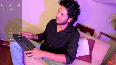 Snapshot of nicolasrodrii chatting on January 6, 10:37 pm nicolasrodrii online show from January 6, 10:37 pm